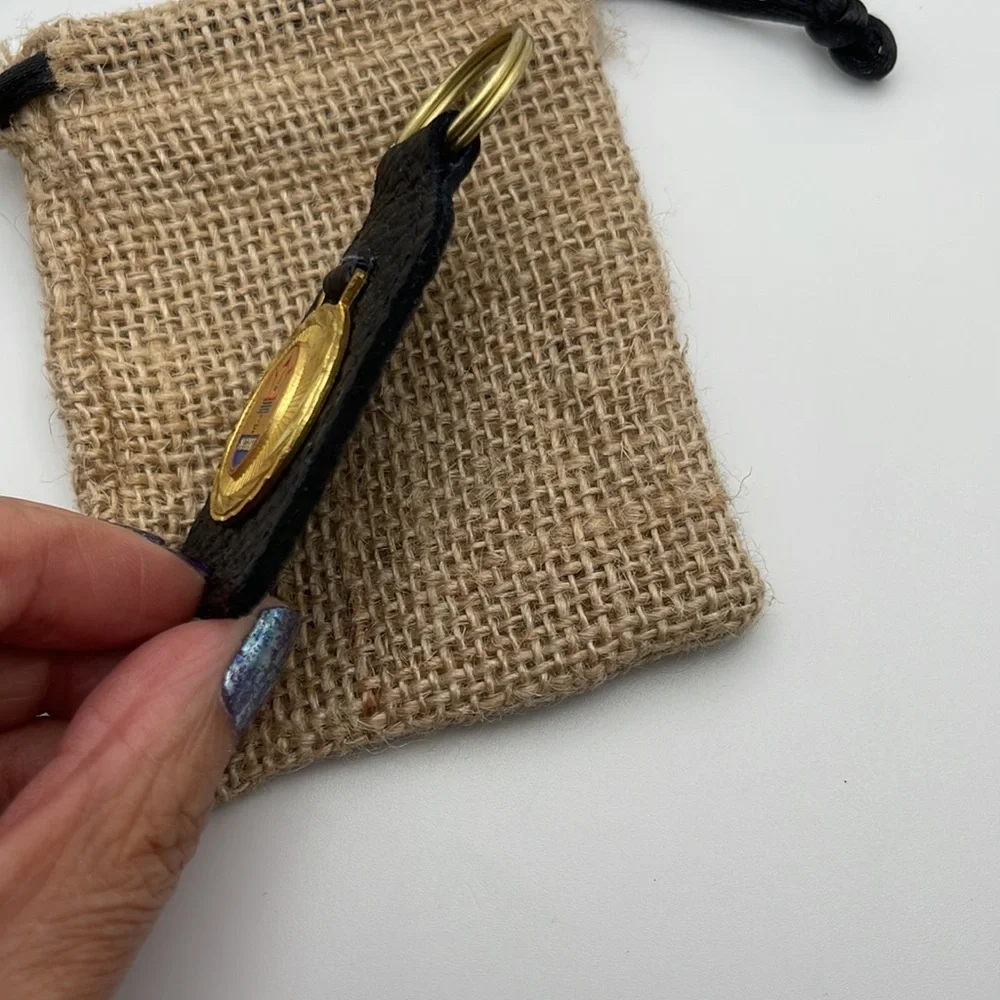 Vintage Maserati Keychain - Picture 2 of 5